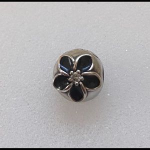 Pandora “Mystic Floral” Clip